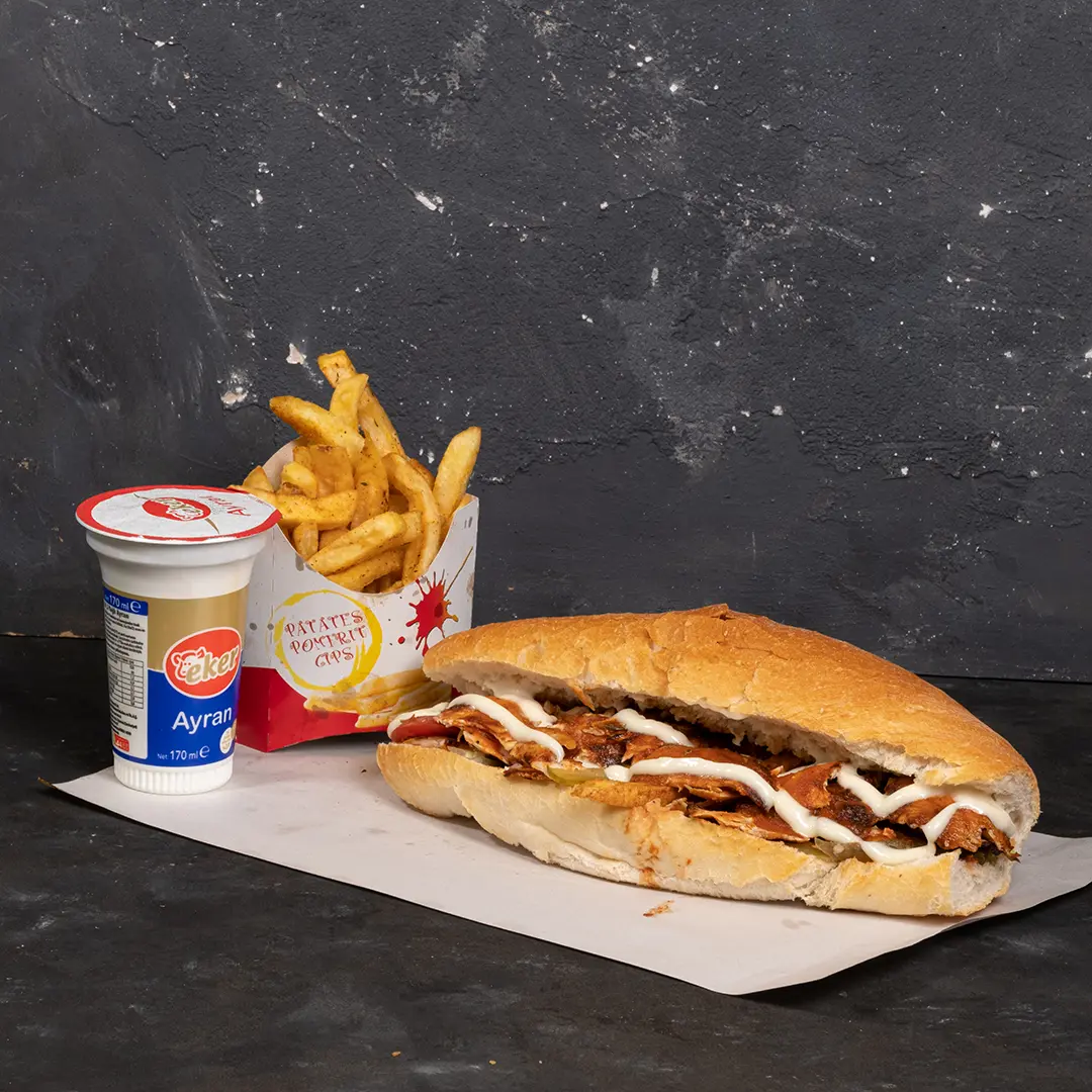 Ekmek Arası Tavuk, Cips & Ayran